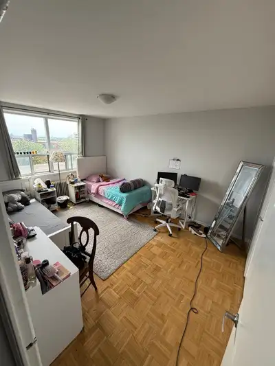 1 Bed available in 2 bed unit