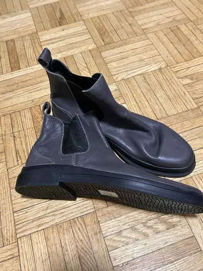 women’s size 8 , View more
