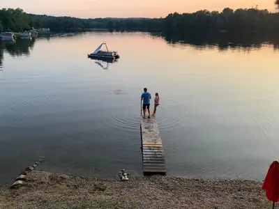Chalet à louer bord de l’eau ! Septembre Libre - Aubaine