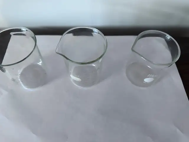 Becher de laboratoire en pyrex aubaine in Other in Laurentides - Image 3