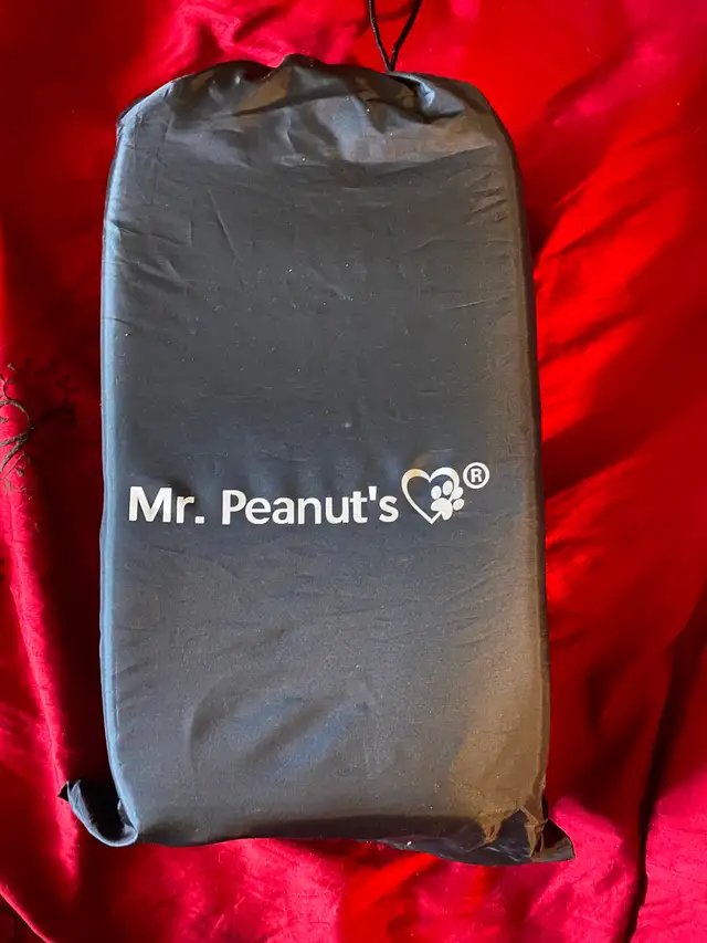 Mr. Peanuts Pet Carrier in Accessories in City of Toronto - Image 6