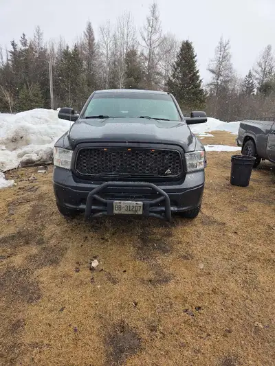 2019 ram 1500 Ecodiesel (*BLOWN*) complete will not part out! Body and interior in excellent shape....