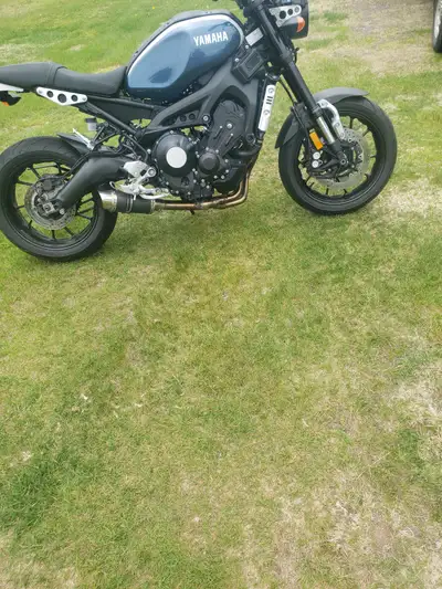 2017 - Yamaha - XSR900 51,000 Km If you’re looking for a ride that blends modern performance with re...