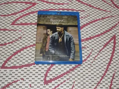 TRAINING DAY, BLU-RAY, EXCELLENT CONDITION, View more