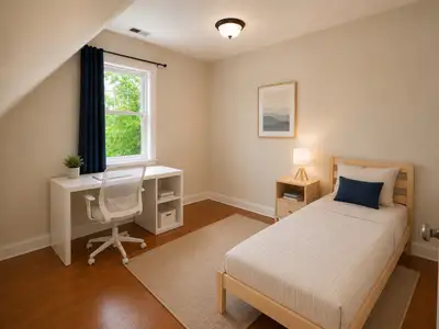 Bright, clean furnished room in a quiet lakeside home just 10 minutes from NSCC Bridgewater. Located...