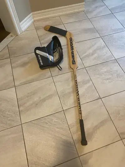 Bauer Goalie Glove /Sher-Wood Stick Not free please make Offer, View more
