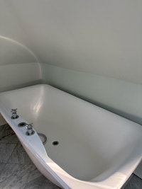Freestanding bathtub & plumbing features City of Toronto Toronto (GTA) Preview