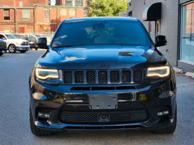 2020 Accident-free Grand Cherokee SRT from Jeep Dealership Finance available 1 owner Fully optioned...