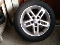 Pneus 205/55R16 sur mags Kia