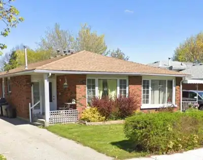 Available ONE BEDROOM (female unit) in 160 Mooregate Crescent, Kitchener, ON N2M 2G1. Located in the...