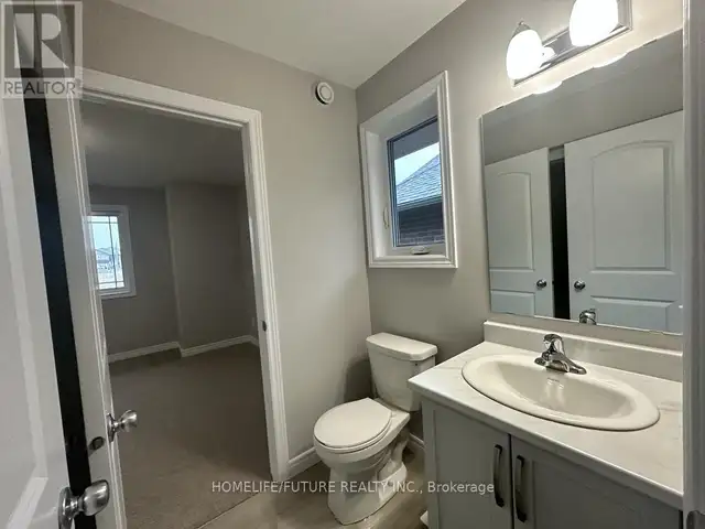 Looking for tenant to rent in Room Rentals & Roommates in Peterborough - Image 23