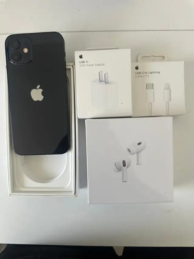 iPhone 12 128gb 88% btry **AirPods/Charger Set + Delivery**