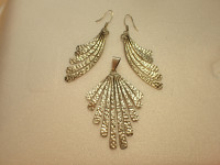 FOR SALE - Silver pendent and earrings