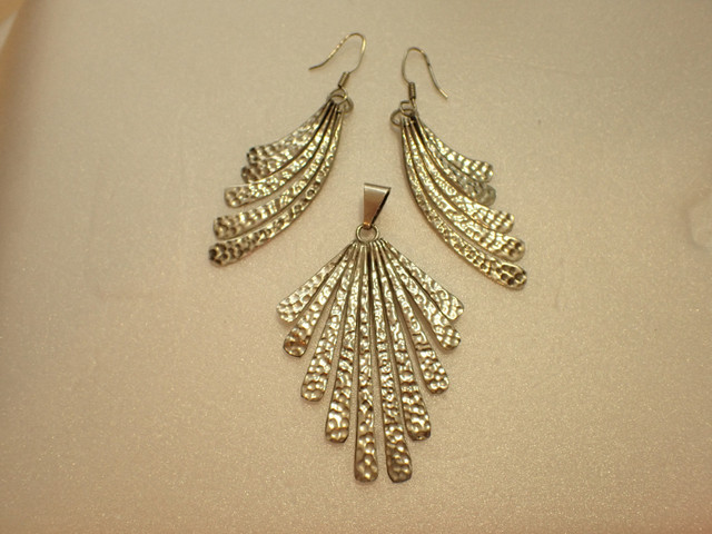 FOR SALE - Silver pendent and earrings in Jewellery & Watches in Peterborough