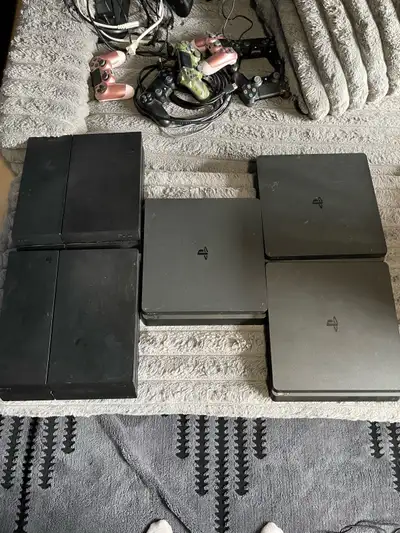 Lot of 5 PlayStation 4 , View more
