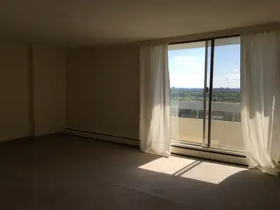 1 bedroom condo near UofA
