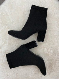Black boots Woman Size 9