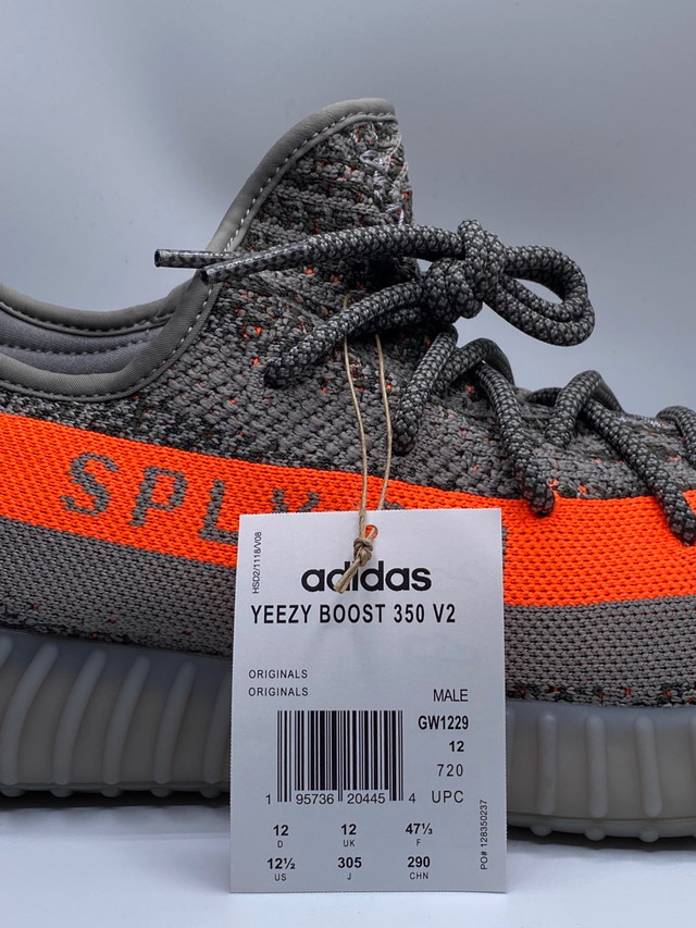 Yeezy Boost 350 (Pair 1 and 2)/YZY 350 V2 (Pair 3) dans Chaussures pour hommes  à Laval/Rive Nord - Image 3