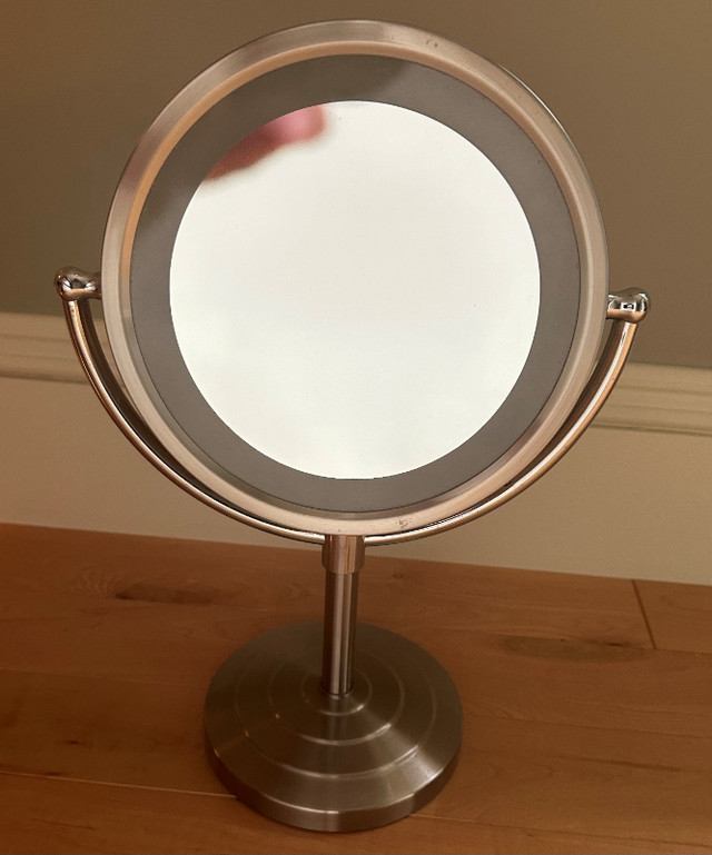 Vanity Mirror (Tabletop Two-Sided Swivel) in Home Décor & Accents in Moncton