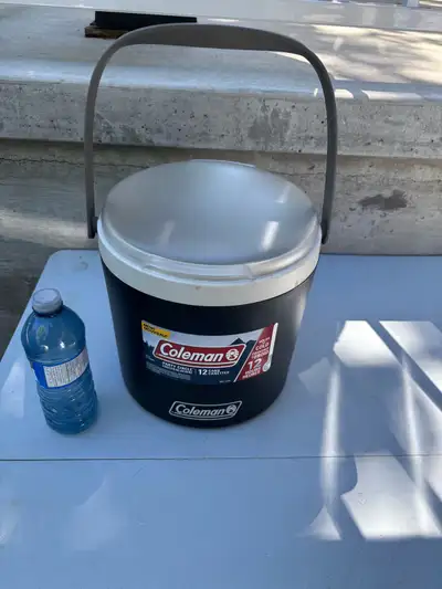 Coleman party circle 12 can cooler, pick up Bradford