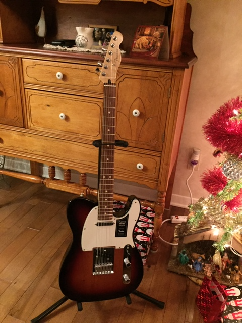 Fender Télécaster in Guitars in Laurentides - Image 2