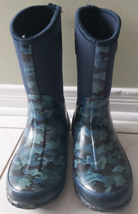 Rain Boots size 6