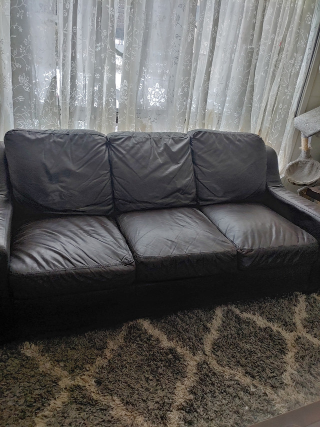 3 Sofa en cuir / 3 Leather couches dans Sofas et futons  à Ottawa