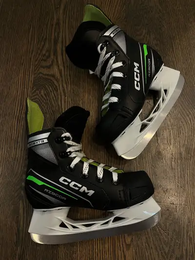 CCM RIB XT3 Youth Skates - Size 12, View more