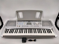 YAMAHA 61 KEY KEYBOARD WITH BOOK STAND IN BLACK SOFT CASE
