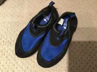 USED ONCE, ATHLETIC WORKS BRAND, SLIP ON WATER SHOE SIZE 9/10