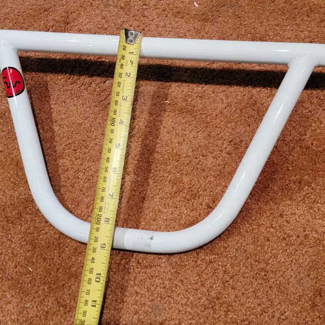 "Win" CW-Type Moustache Bars old school bmx handlebars White in Frames & Parts in City of Toronto - Image 3