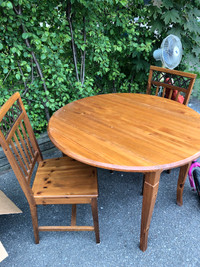 Dining table with chairs 