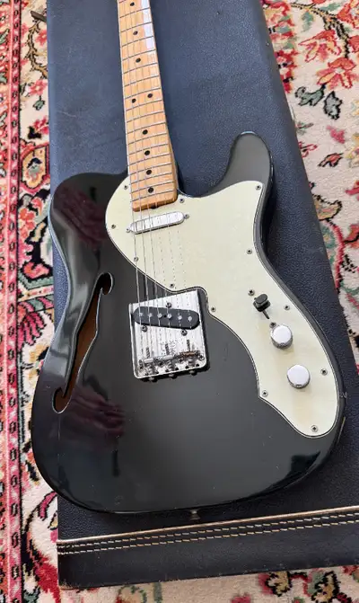 Fender Telecaster Thinline (1971), View more