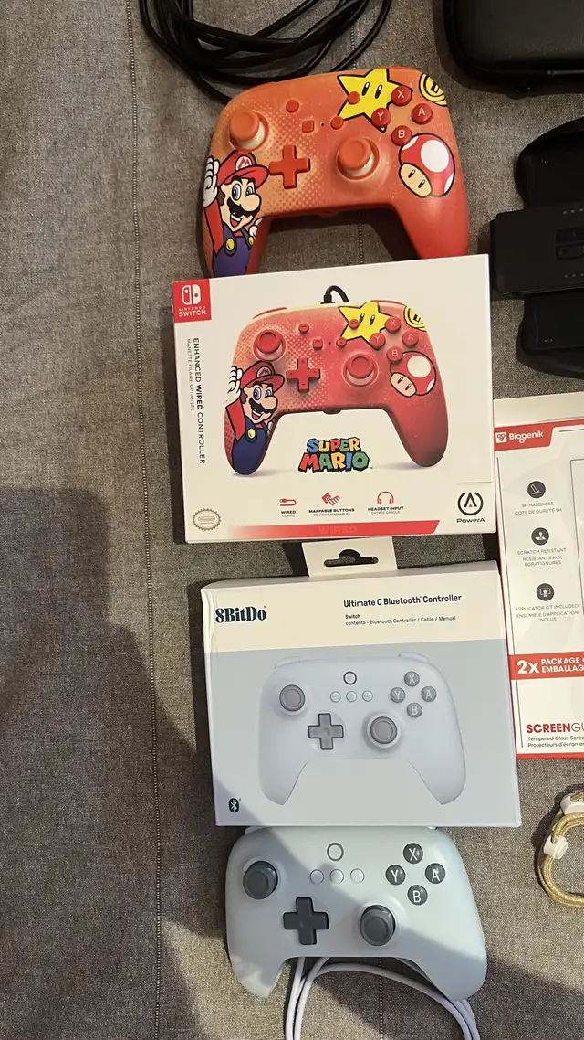 Nintendo swicht oled  in Nintendo Switch in Longueuil / South Shore - Image 4