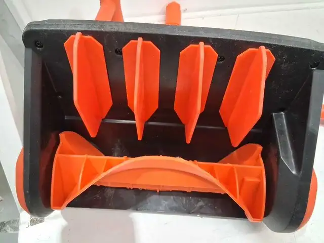 Voltask Snow Shovel in Snowblowers in City of Toronto - Image 7
