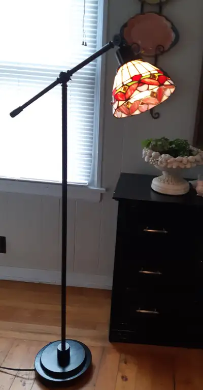 Excellent condition. Adjustable height. Price is firm.
