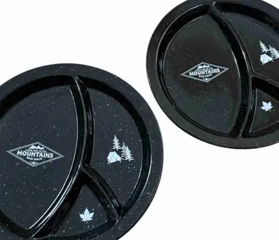 Set of 2 black speckled divided serving plates — perfect for BBQs, camping, or everyday use ️ Detail...