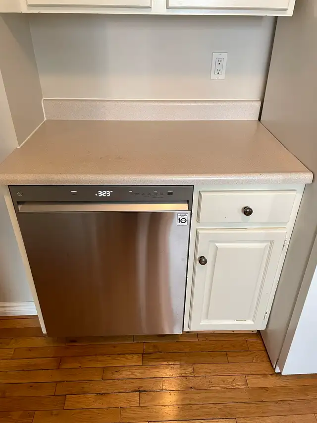 Appliance Installs & Repairs - Insured, Licensed  - Yeg Installs63735895317633122