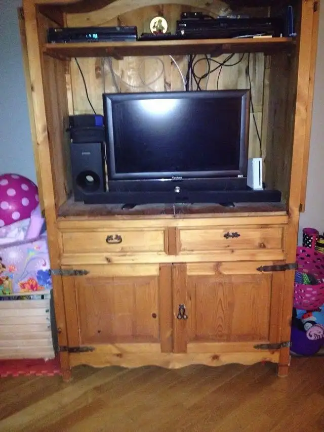 Rustic Armoire Furniture - in solid wood63347537487747122