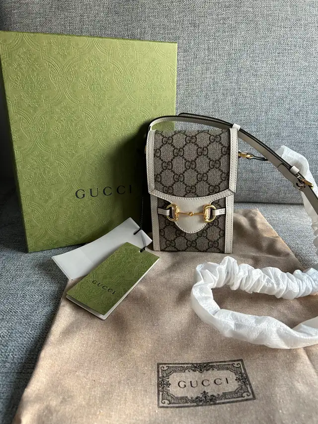 Gucci Horsebit 1955 Mini Bag in Women's - Bags & Wallets in Markham / York Region - Image 3