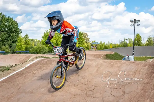 Bombshell Advent Viper BMX Race Bike - Expert XL in BMX in Kingston - Image 10