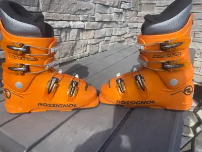 ski boots skis 120cm and poles, View more