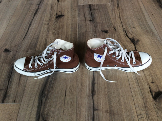 Converse Chuck Taylor All Stars Hi Top 5/7 Used BROWN M5/W7 in Women's - Shoes in City of Toronto - Image 3