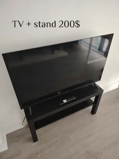 TCL smart tv 43" 4K ant its table. Pick up only on 28.06