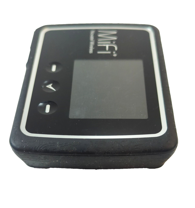 Unlocked Novatel MiFi6630 Wireless 4G Mobile Hotspot WiFi Router in Networking in City of Toronto - Image 10