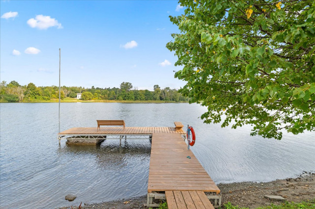 Waterfront Bungalow Townhouse in Campbellford! in Long Term Rentals in Peterborough - Image 2