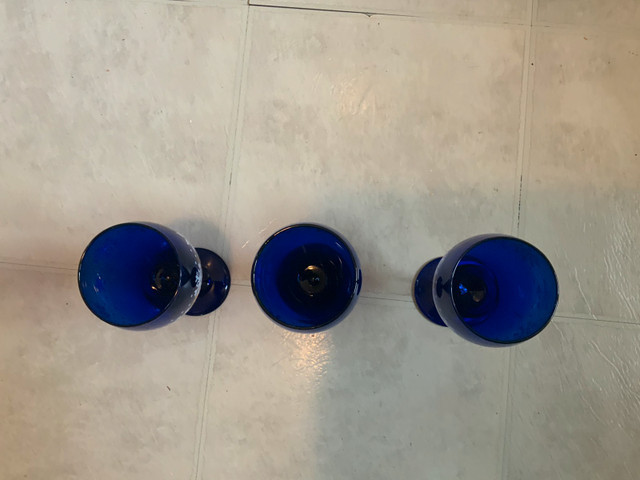 Set of 3 Snowflake Vtg Libbey Cobalt Blue Wine GLASSES in Arts & Collectibles in City of Toronto - Image 2