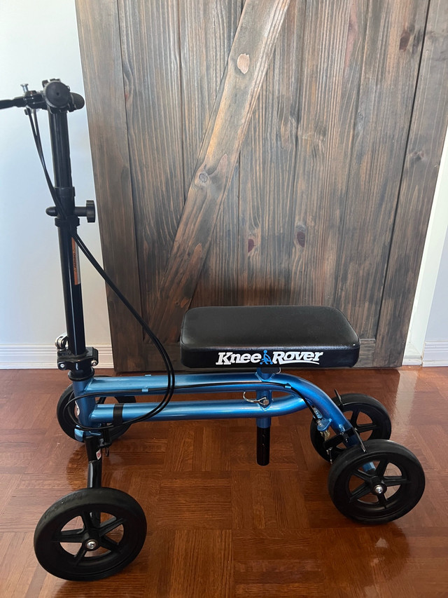 knee rover / knee scooter genou  dans Santé et besoins spéciaux  à Laval/Rive Nord - Image 2