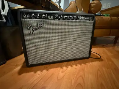 Fender Deluxe Reverb, View more