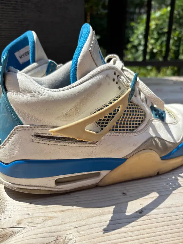 Air Jordan 4 in Men's Shoes in City of Montréal - Image 7